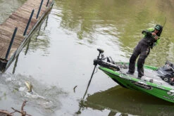 Abu Garcia Adrian Avenas Fantasista Premier / Revo AL-F RH Jig Casting Combo -Fishing Master adrian avenas abu garcia fnpc70 6 revoal f hs jig casting combo 20599.1651242874