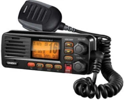 Uniden UM380 Black VHF Radio Class D
